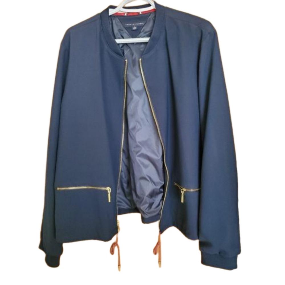 Tommy Hilfiger XL Navy Blue lightweight bomber jacket, fully lined with …